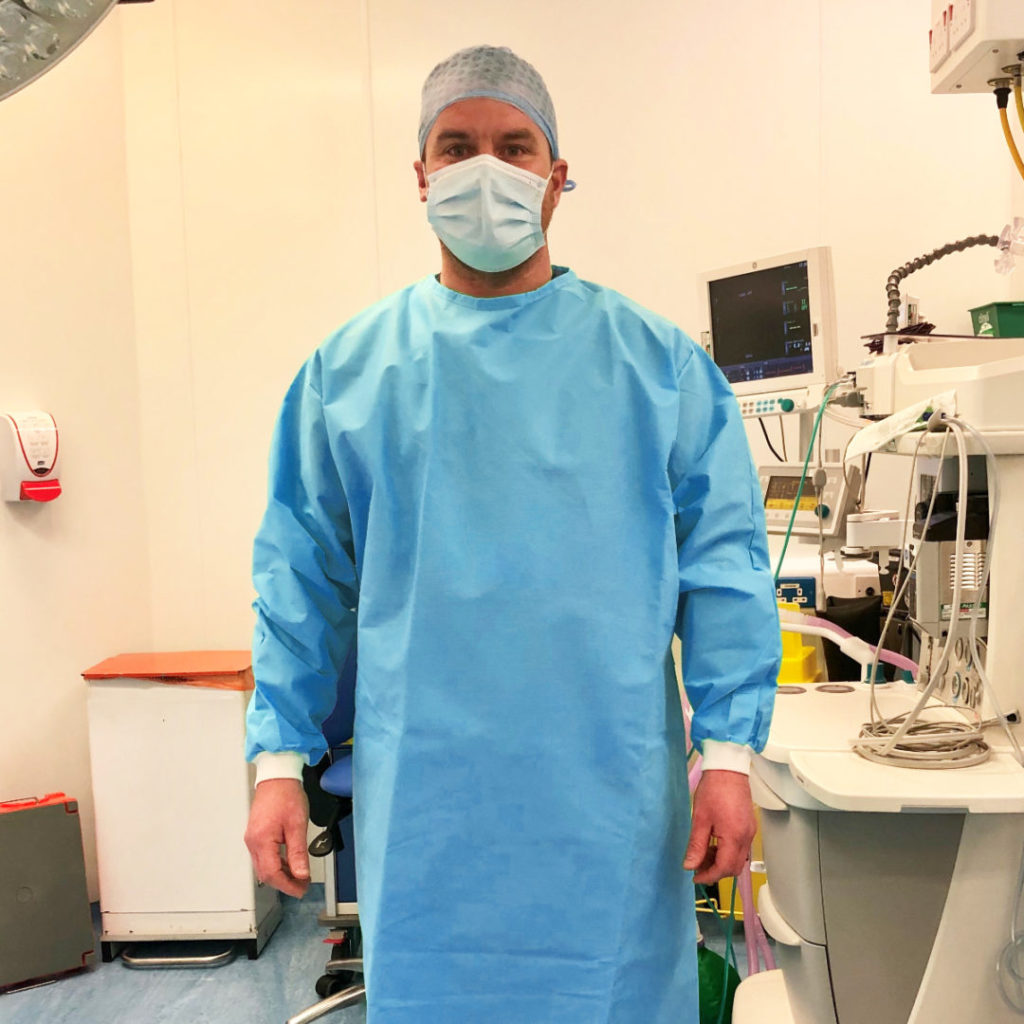 We offer disposable Standard Surgical Gowns made here in England